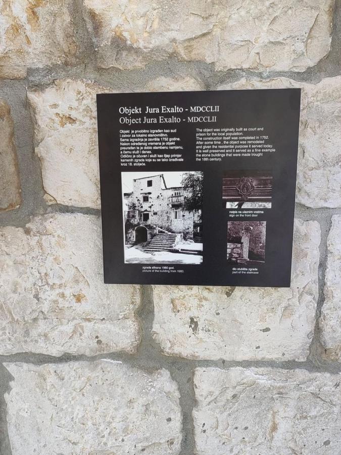 Studios Kadena Trogir - 18Th Century Stone House Exterior photo